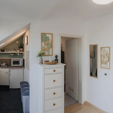 Modernes Balkon Apart