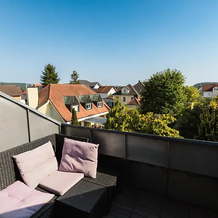 Modernes Balkon Apart