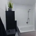 Modernes Balkon Apartone - Toplage Mit Parkplatz Appartement Großwallstadt